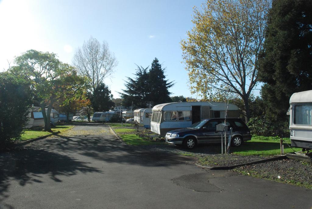 Avondale Motor Park Hotel Auckland Ngoại thất bức ảnh