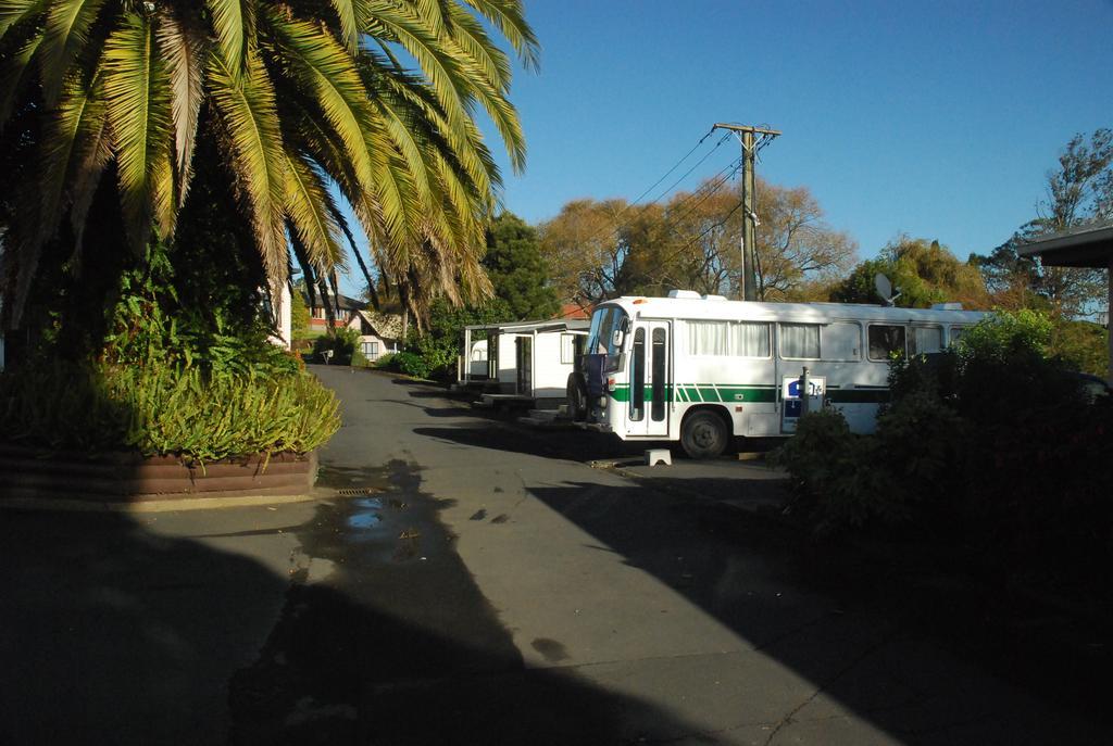 Avondale Motor Park Hotel Auckland Ngoại thất bức ảnh
