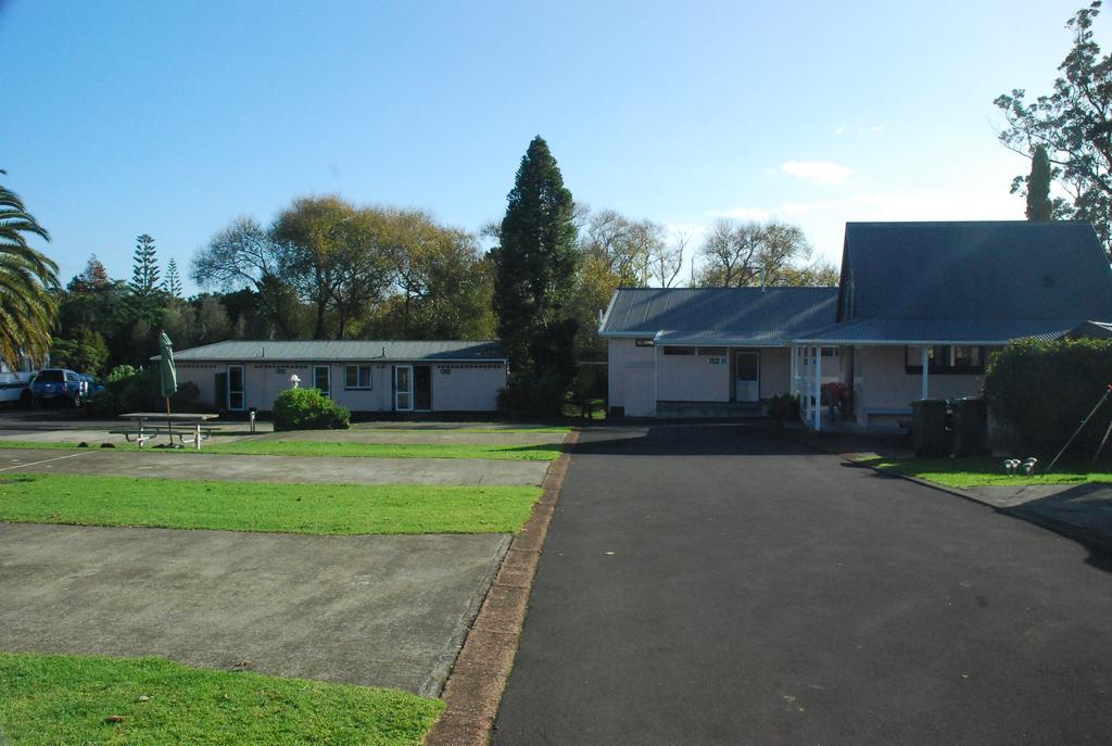 Avondale Motor Park Hotel Auckland Ngoại thất bức ảnh