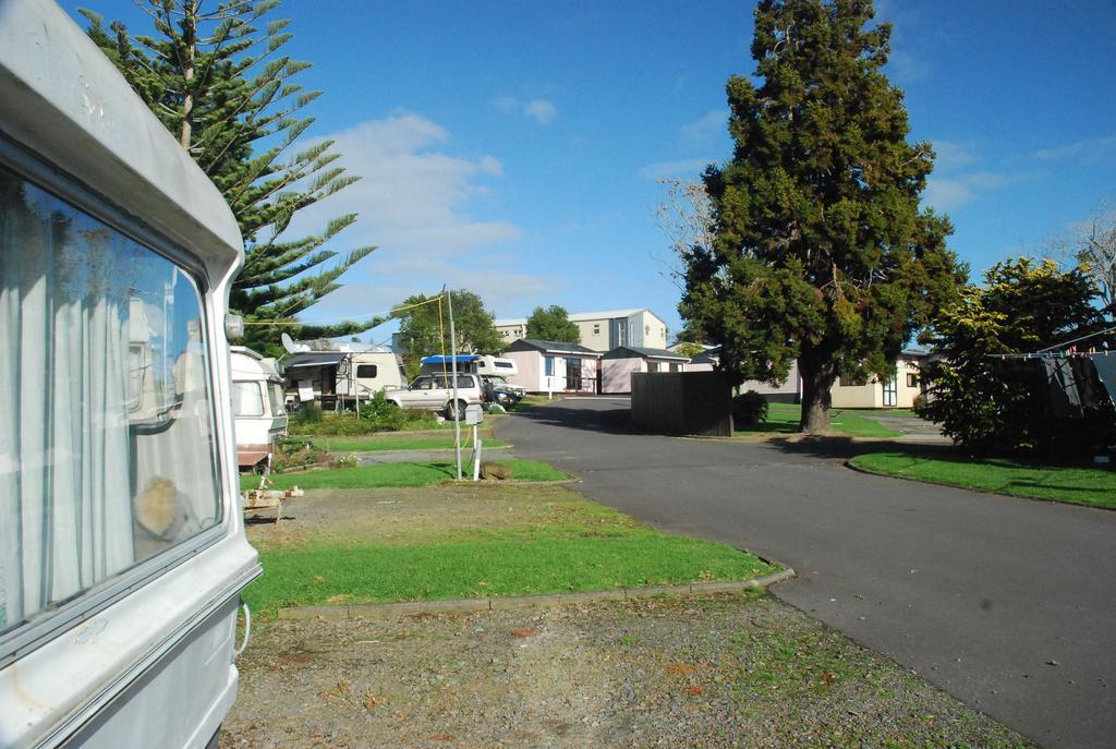 Avondale Motor Park Hotel Auckland Ngoại thất bức ảnh