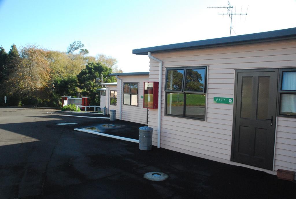 Avondale Motor Park Hotel Auckland Ngoại thất bức ảnh