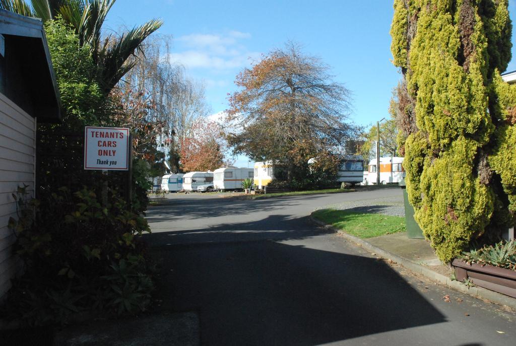 Avondale Motor Park Hotel Auckland Ngoại thất bức ảnh