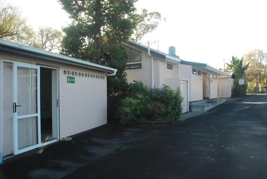 Avondale Motor Park Hotel Auckland Ngoại thất bức ảnh