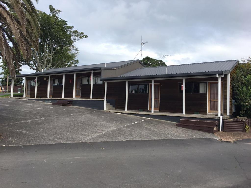 Avondale Motor Park Hotel Auckland Ngoại thất bức ảnh