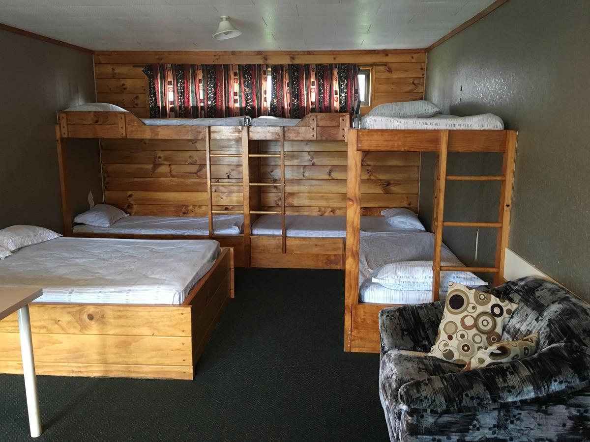 Avondale Motor Park Hotel Auckland Ngoại thất bức ảnh